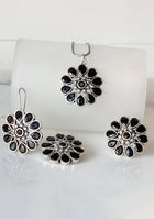 Noir Bloom Pendant Set