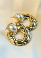 VINTAGE PEARL CREST EARRINGS