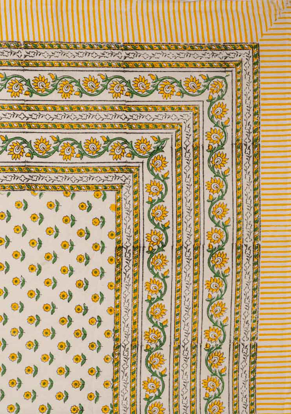 Loquat Bedsheet