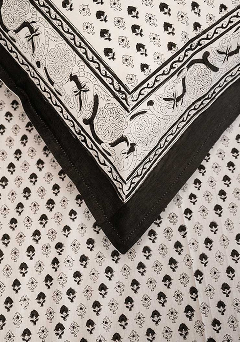 Blackberry Bedsheet