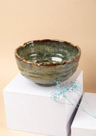 Auburn Glisten Seashell Serving Bowl (small)