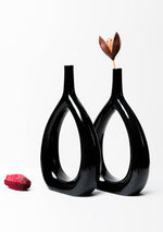 Loop Black Vase