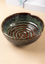 Auburn Glisten Seashell Serving Bowl (large)