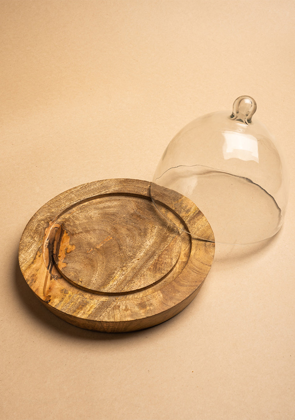 Victoria Tea Cake Cloche