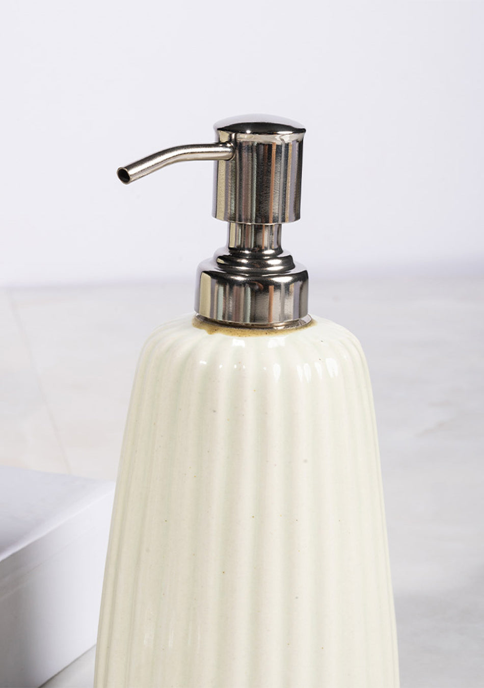 Lime Bathroom Set