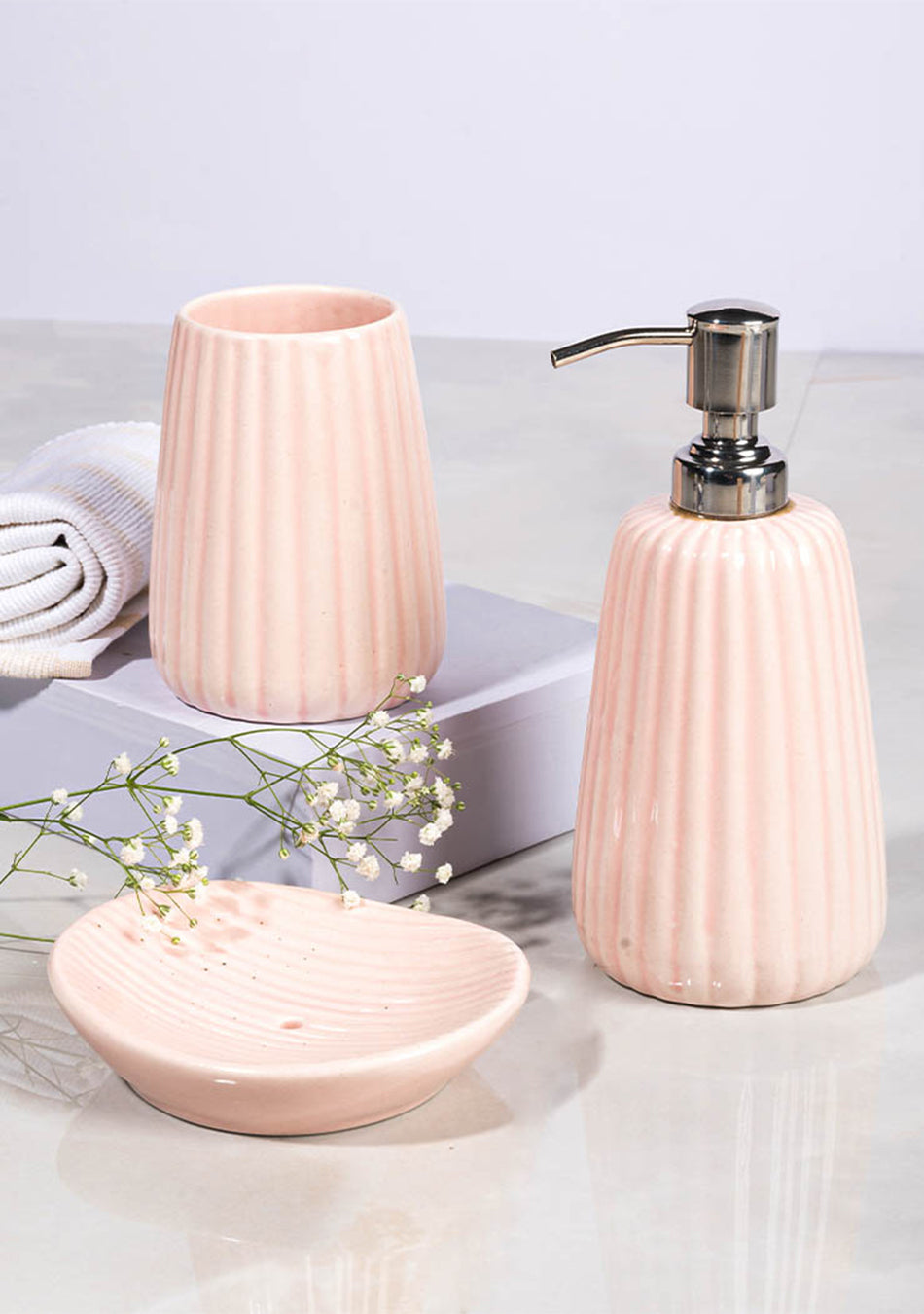 Rose Bathroom Set