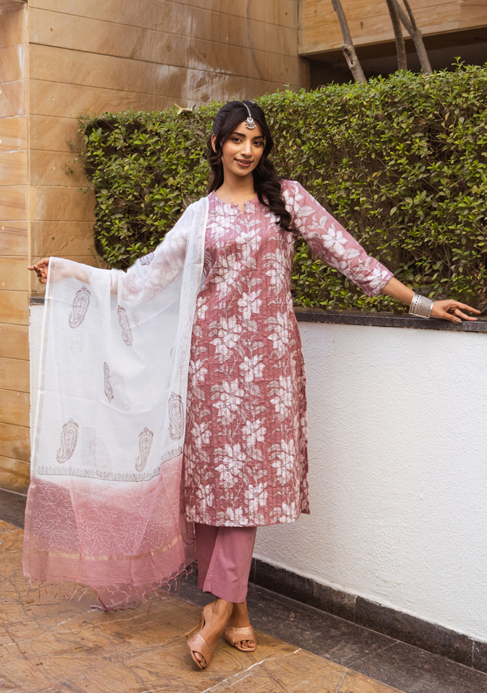 Ammanya Plum Aura Suit Set with Kota Dupatta