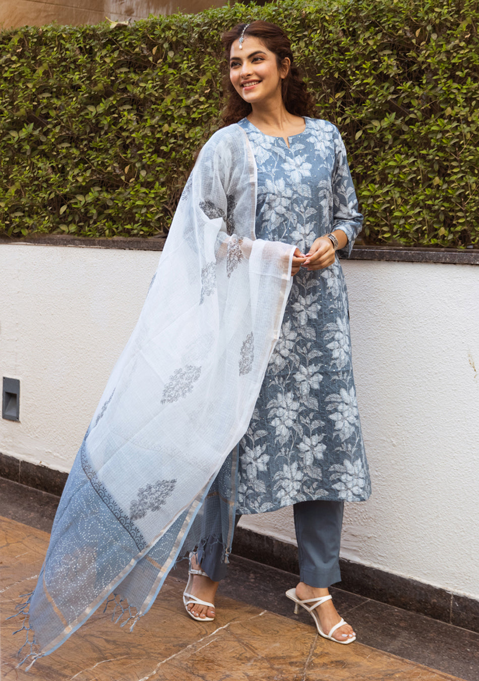 Ammanya SMOKEY TEAL SUIT SET WITH KOTA DUPATTA