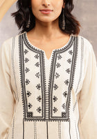 Linear Bloom Top