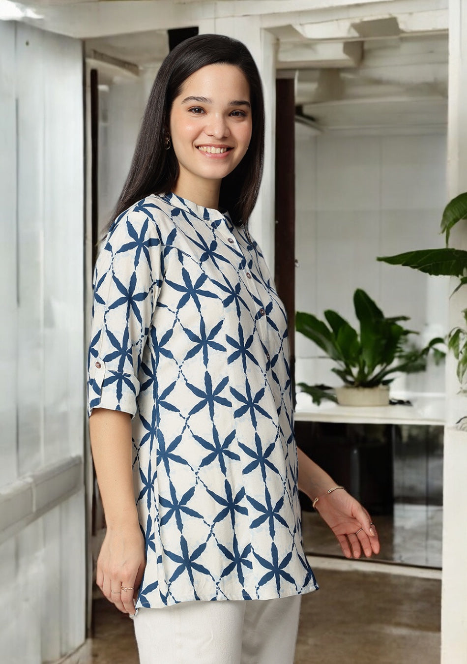 Indigo Lattice Top