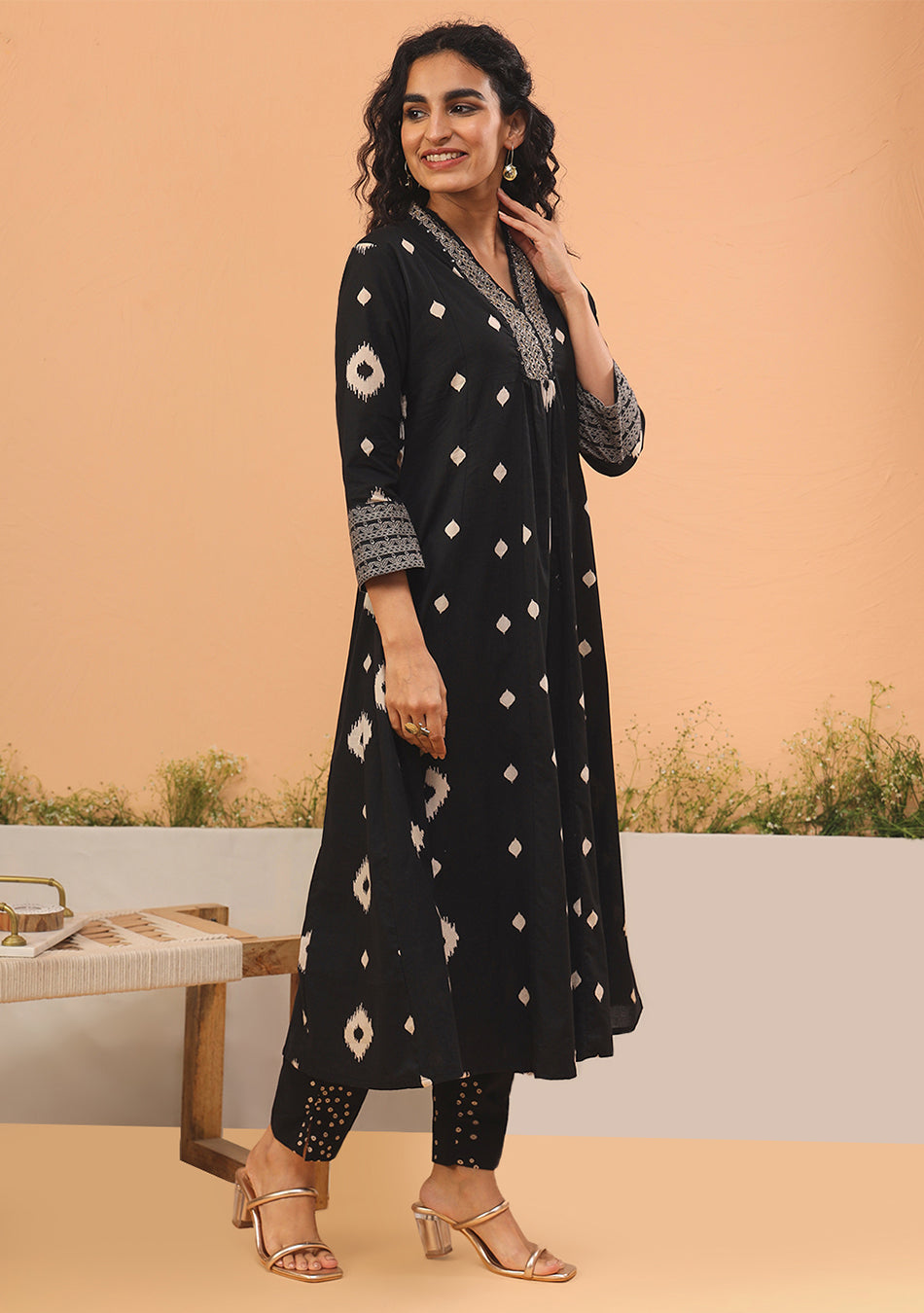 Black Ikkat Kurta Pant Set With Dupatta
