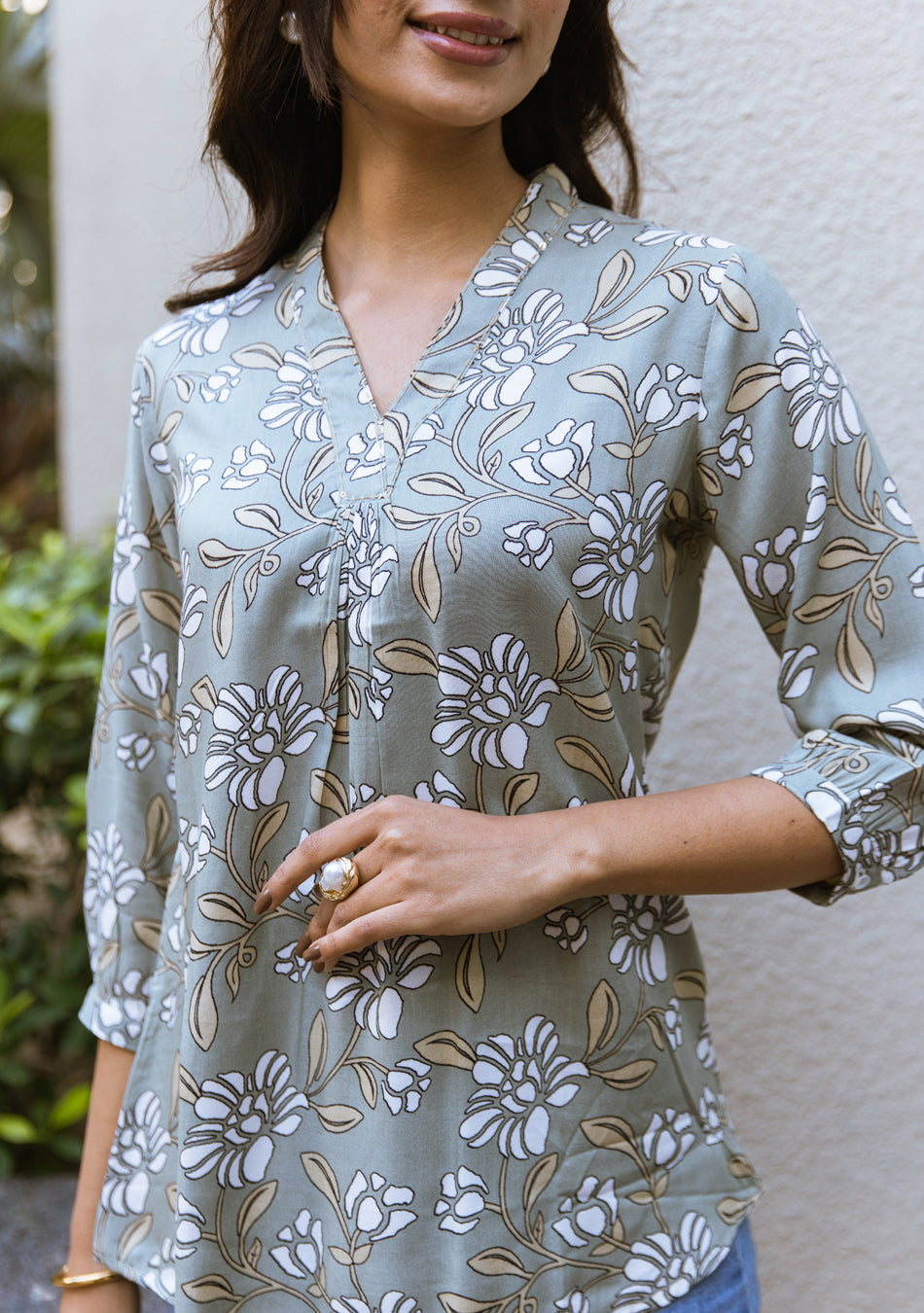 Ammanya OLIVE GRACE PLEATED TOP