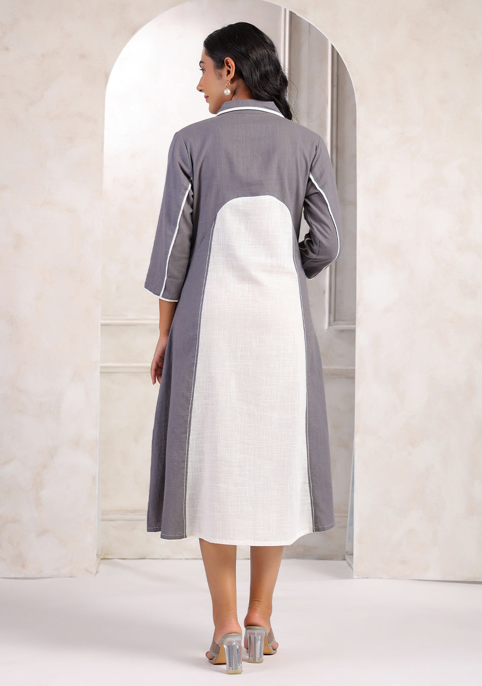 Ammanya Monochrome calm dress