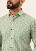 Green Paisley Print Pure Cotton Regular Fit Casual Shirt