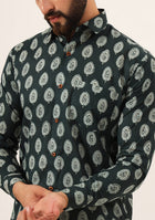 Dark Green Printed Pure Cotton Regular Fit Casual Shirt