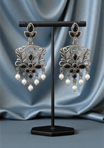 Midnight Pearl Elegance