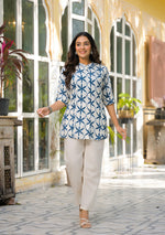 Indigo Lattice Top