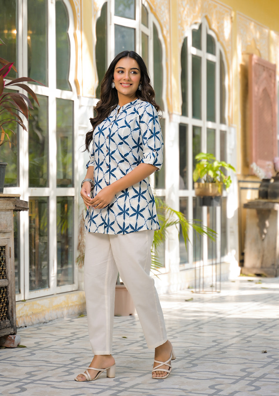 Indigo Lattice Top
