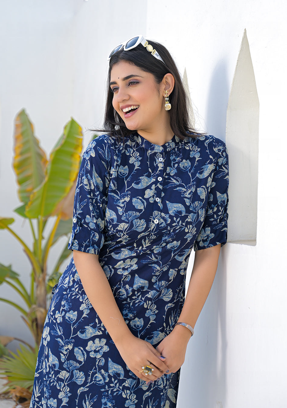 Ammanya Navy Blue Meadow Floral Kurta