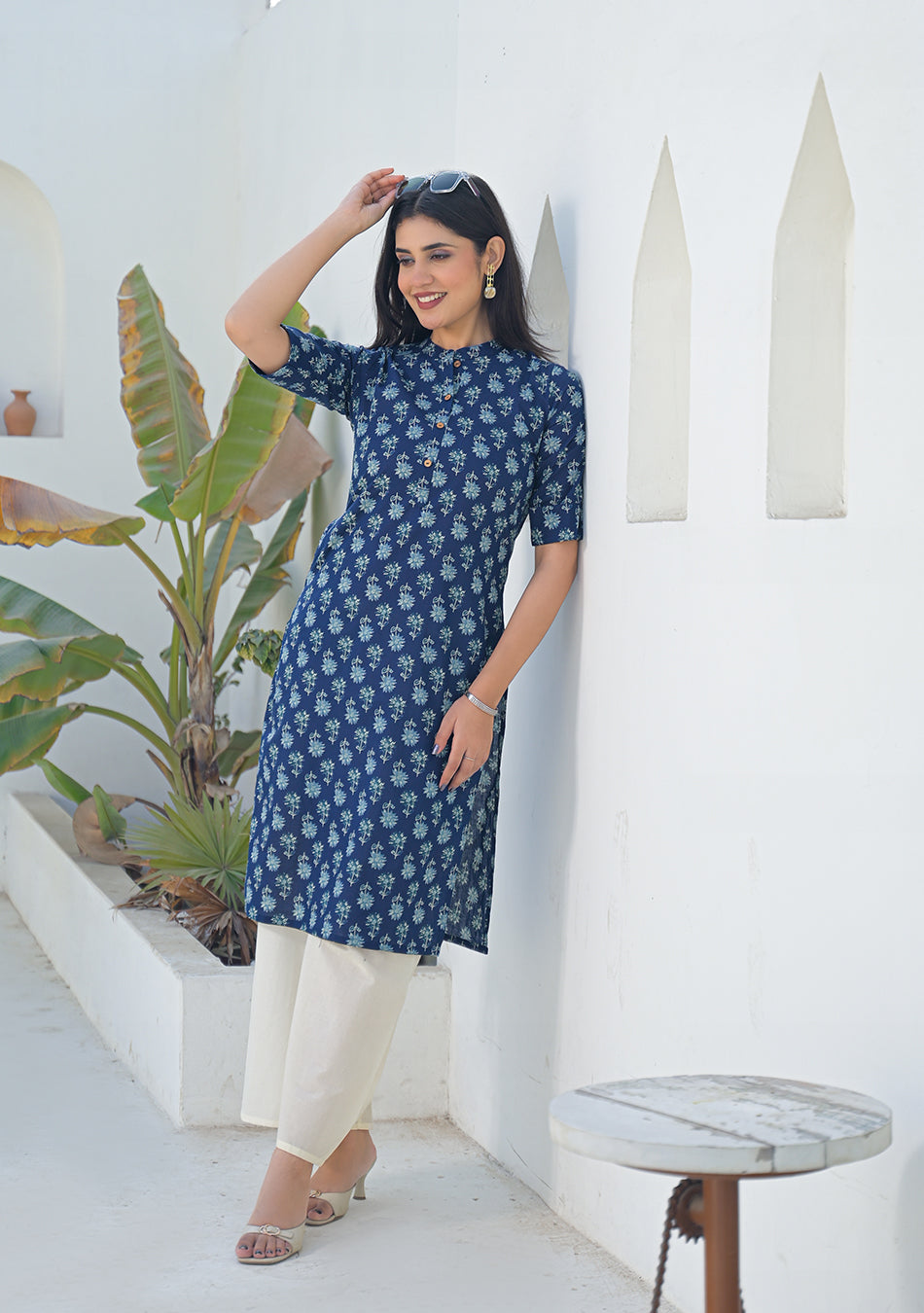 Ammanya Indigo mini floral Print Kurta