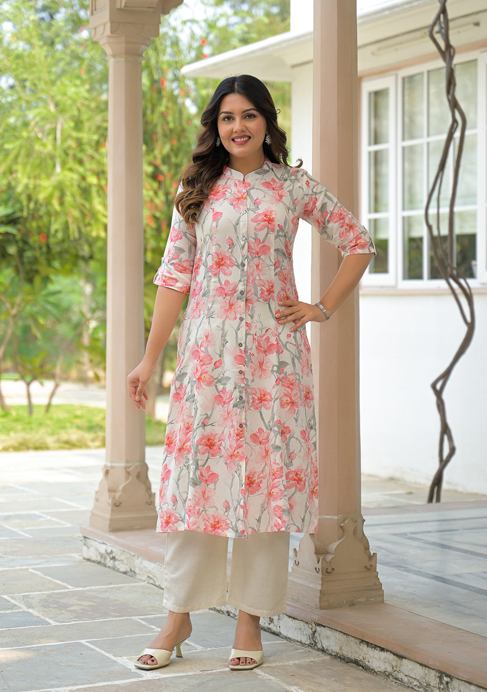 Ammanya Ivory Floral Printed Kurta