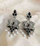 Midnight Pearl Elegance