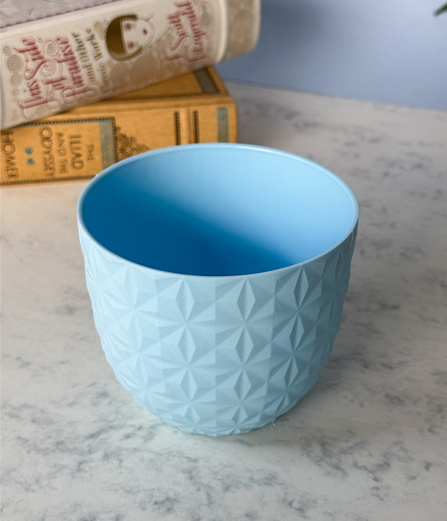 DIAMOND PLANTERS