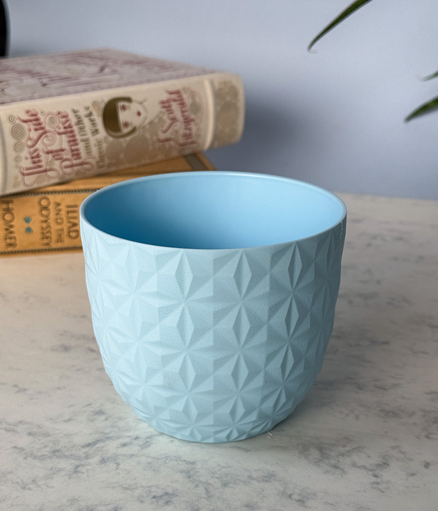 DIAMOND PLANTERS