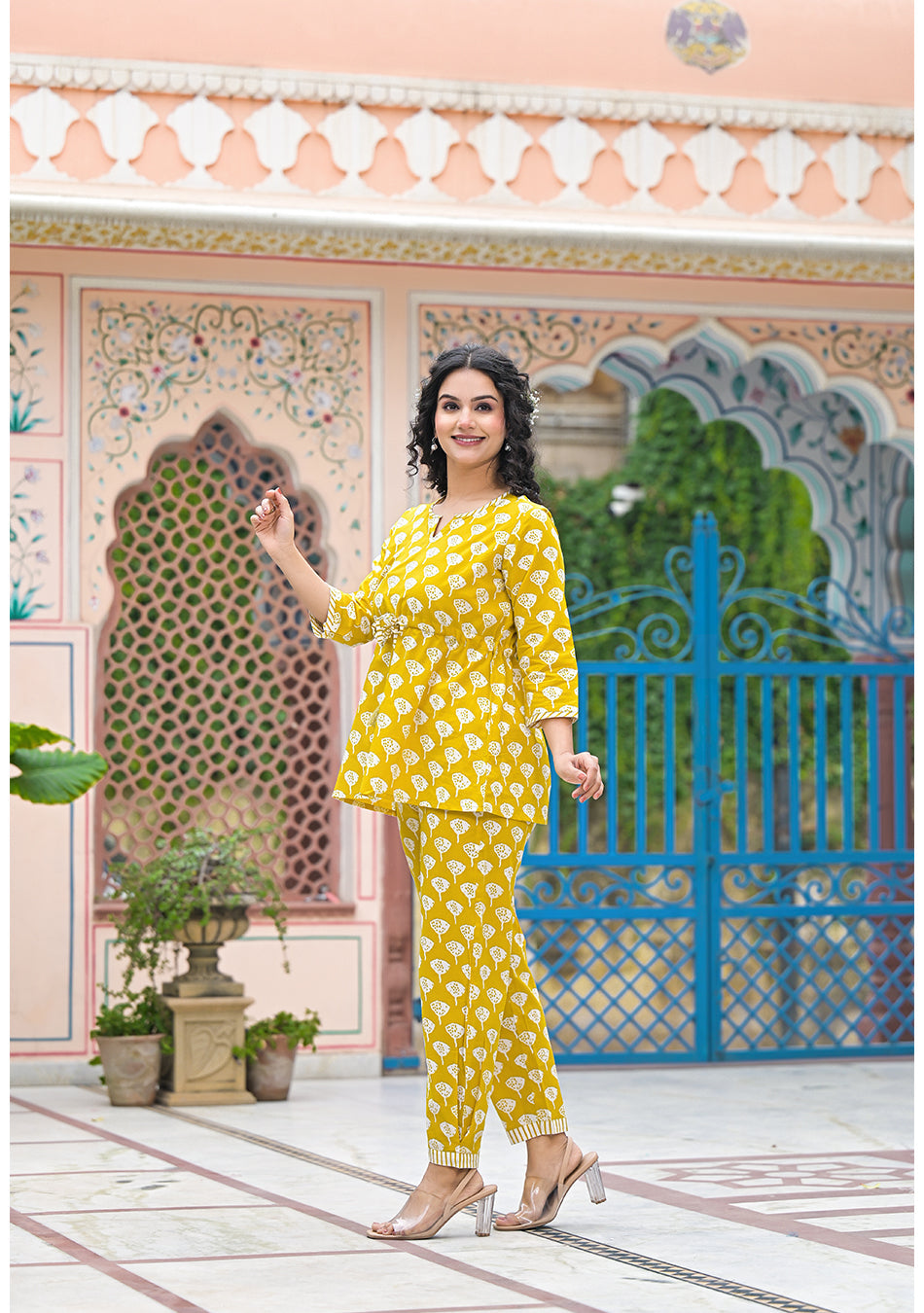 Ammanya Mustard Meadow Lounge Set