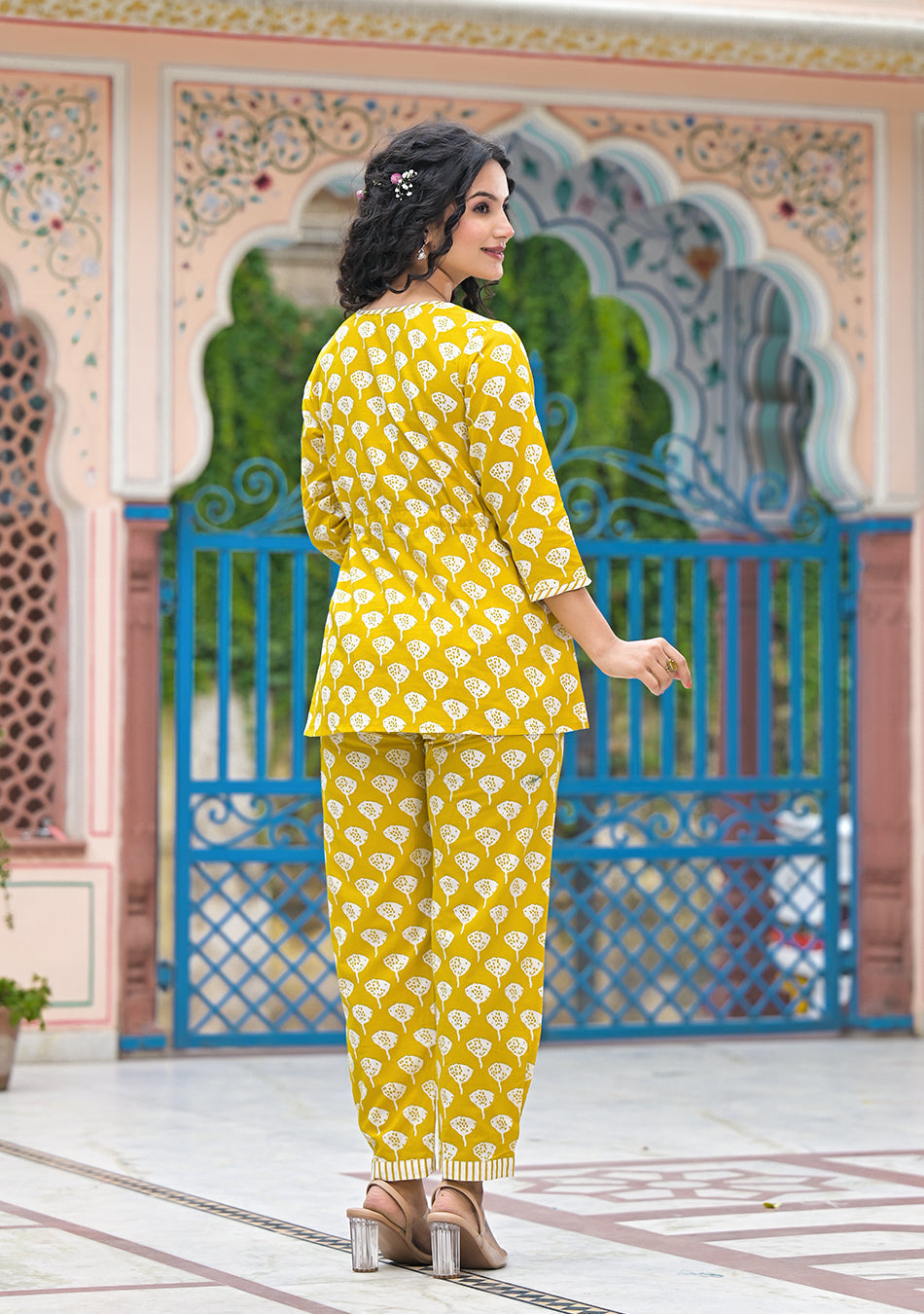 Ammanya Mustard Meadow Lounge Set