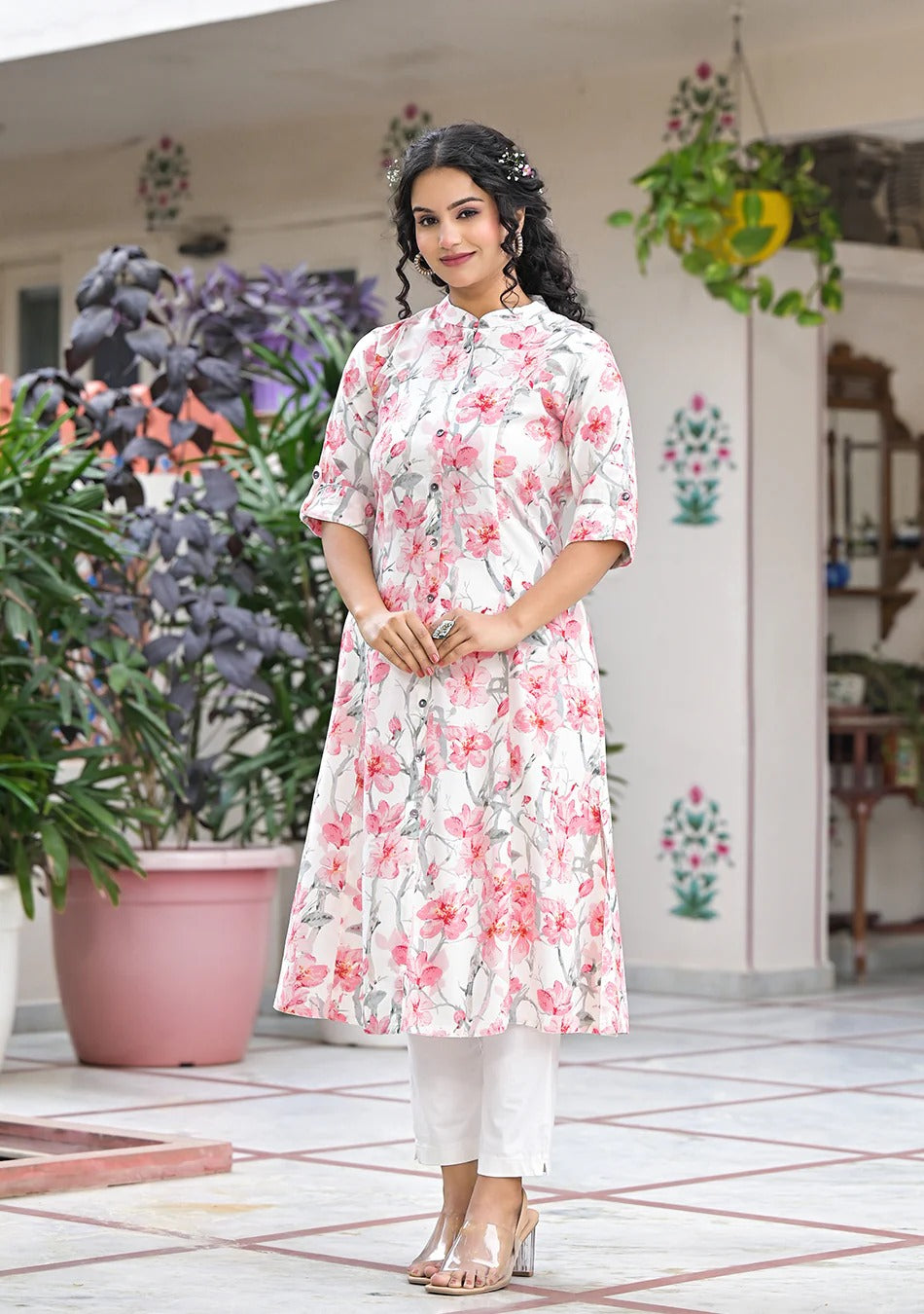 Ammanya Ivory Floral Printed Kurta