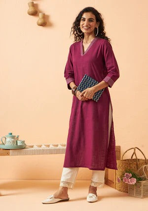 Ammanya Deep purple solid kurta
