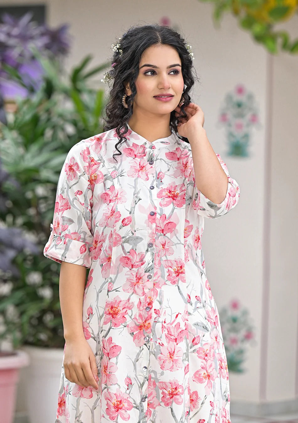 Ammanya Ivory Floral Printed Kurta