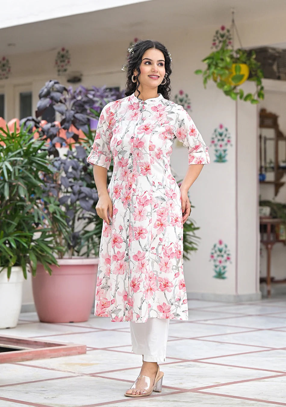 Ammanya Ivory Floral Printed Kurta