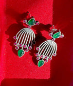 GREEN FROST RADIANCE STUDS