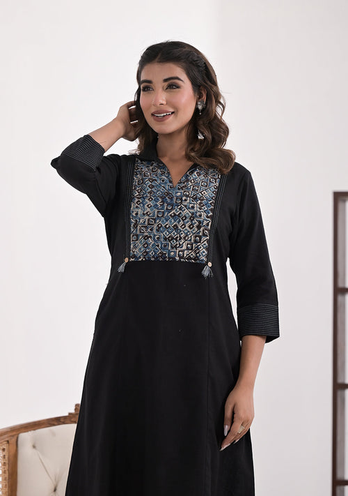 Black Solid Kurta with Patchwork