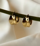 CHUNKY GOLD HOOP EARRINGS