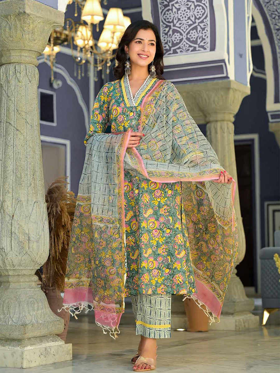 Evergreen Elegance Suit Set with Kota Dupatta